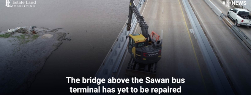 The bridge above the Sawan bus terminal has yet to be repaired